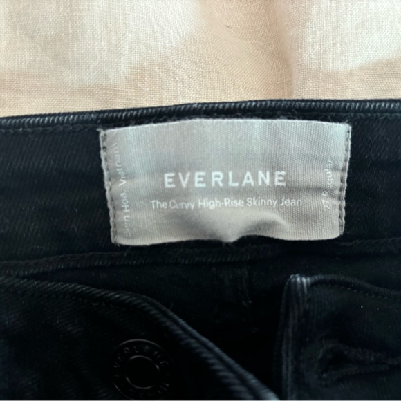 Everlane - The Perfect High Rise Curvy Skinny Jean - Everlane - Black - Size 27 - Picture 3 of 5